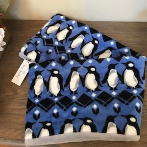 Vera Bradley Fleece Loop Scarf Penguins Intarsia